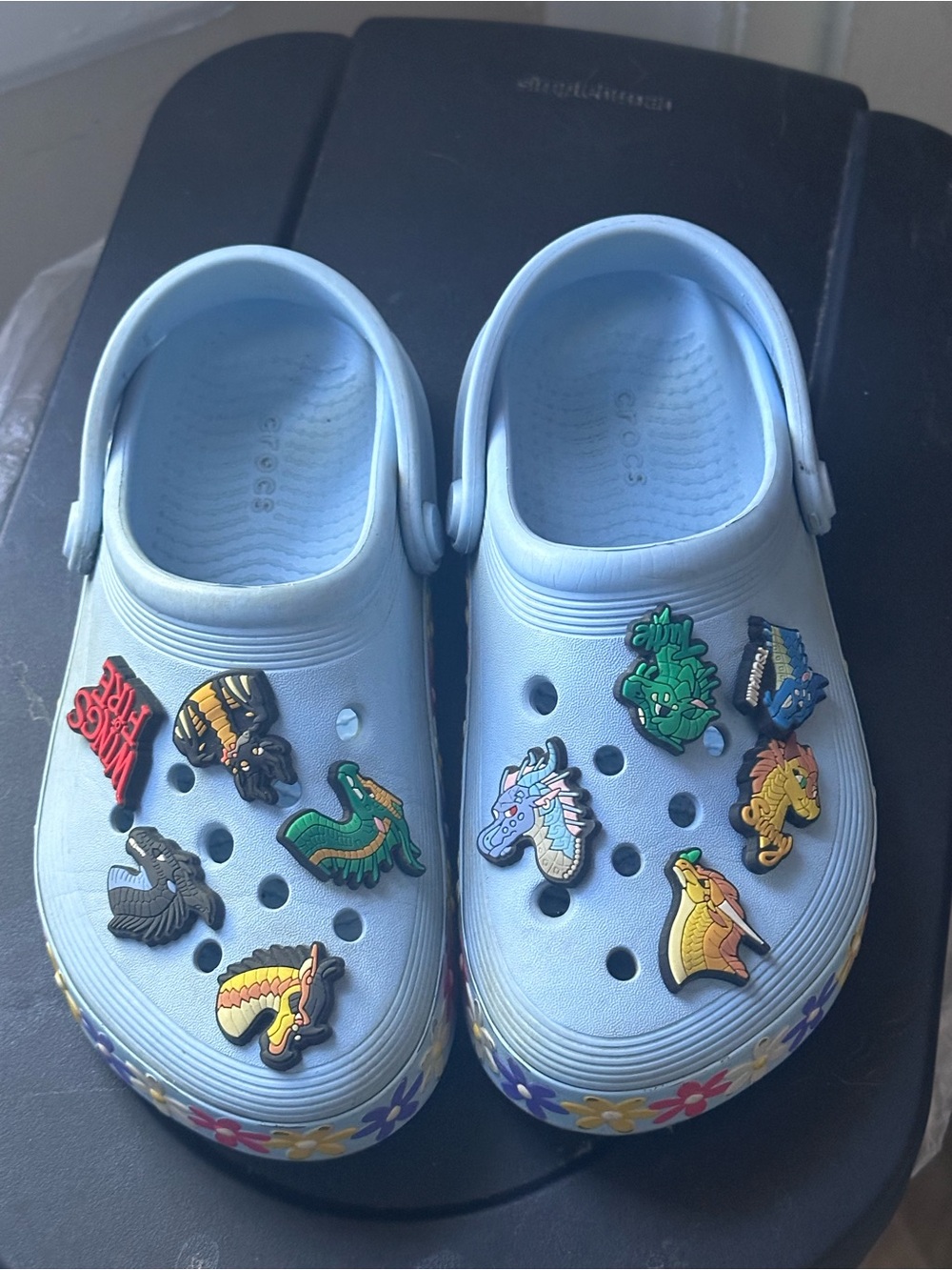 Crocs Kids Girl’s J1 Blue Floral Clogs Dino Jibbitz Charms Lightweight Slip On